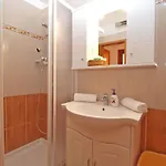 Lidija 1305 *
