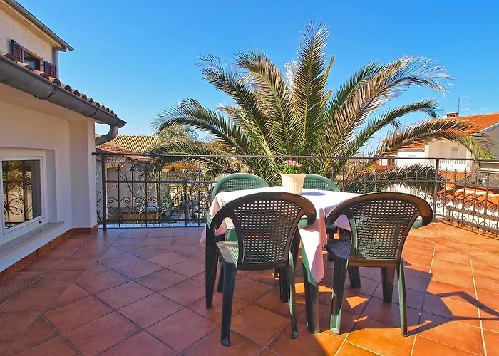 Lidija 1305 Апартаменты *