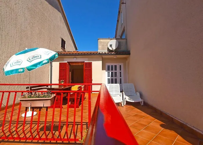 Lidija 1305 Апартаменты Пула